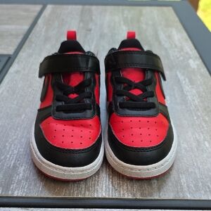Nike Kids Red and Black Sneakers